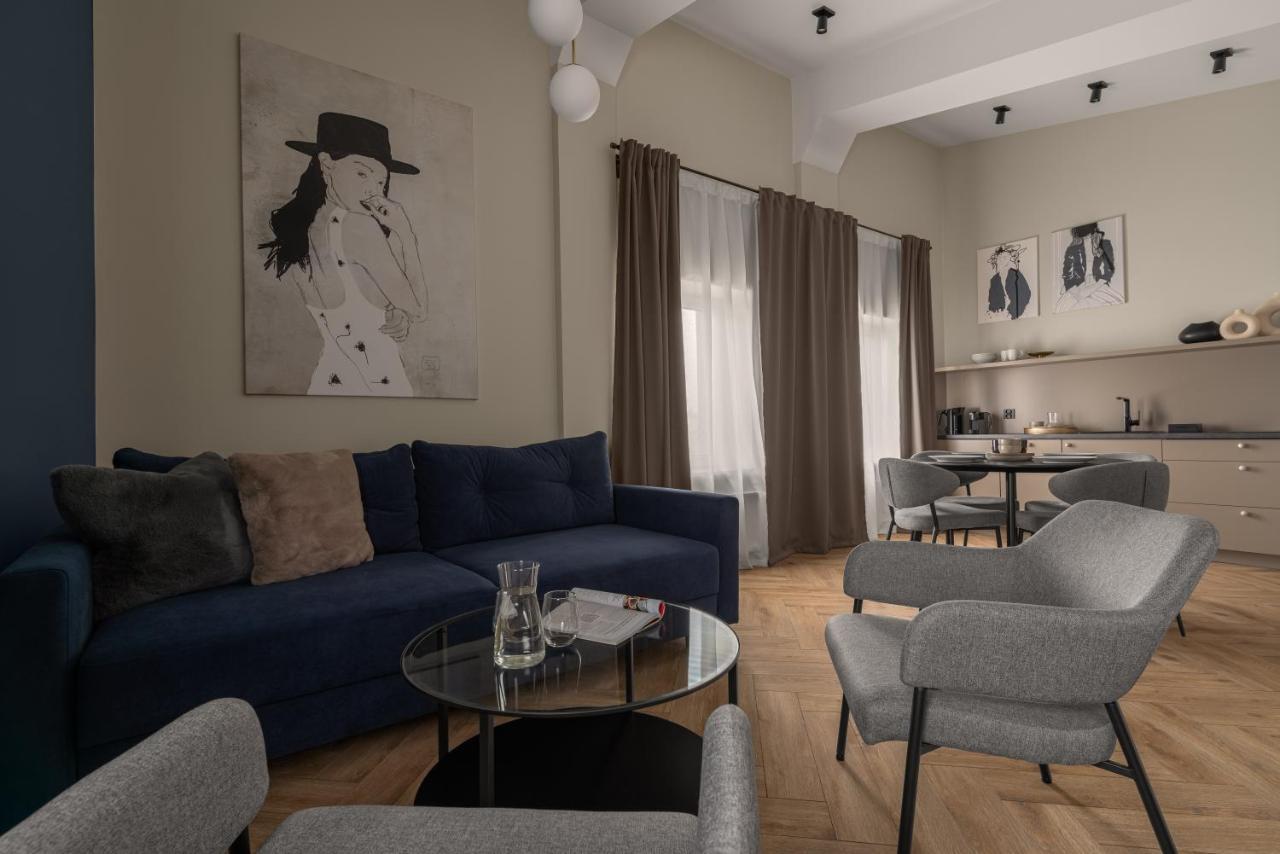 Apartio Rooms คาโตวีตเซ ภายนอก รูปภาพ