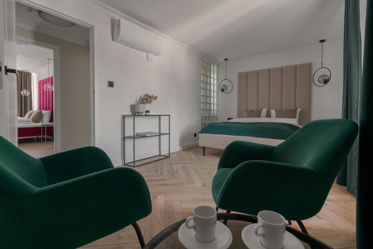 Apartio Rooms คาโตวีตเซ ภายนอก รูปภาพ