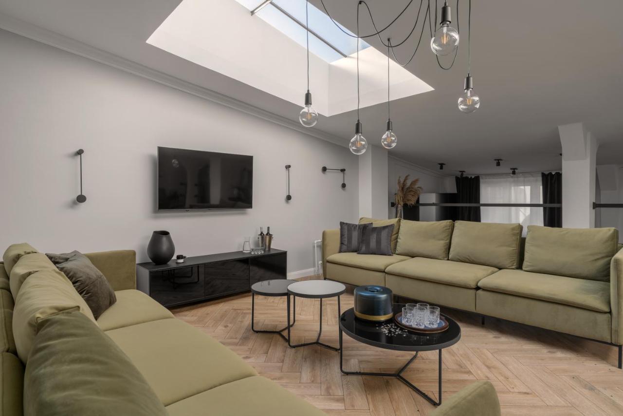 Apartio Rooms คาโตวีตเซ ภายนอก รูปภาพ